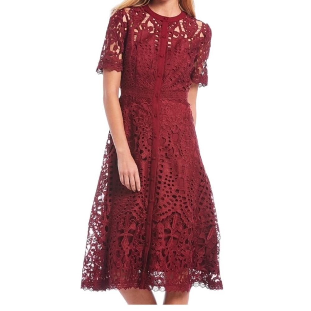 LOOKING FOR THIS DRESS IN SIZE 10, please let me know if you have one any color